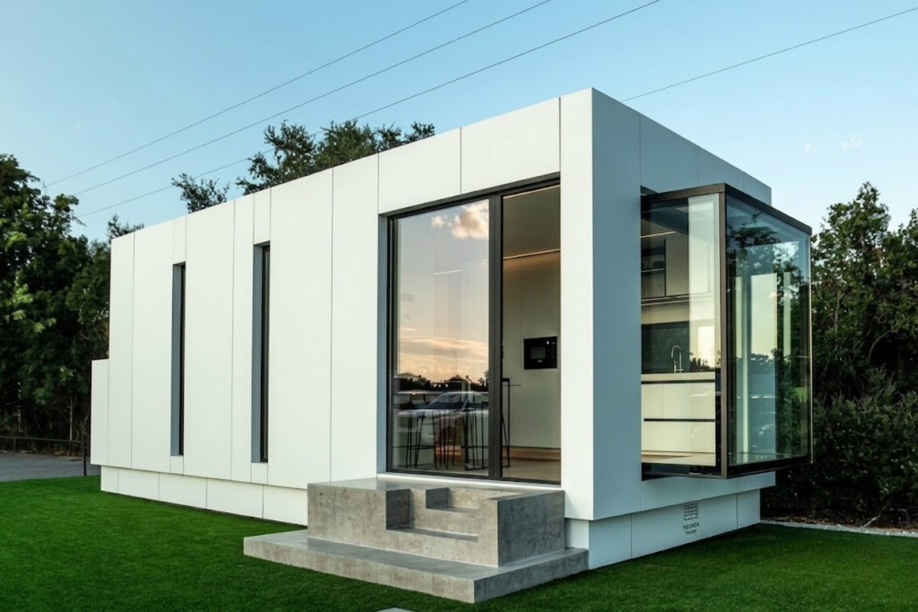 Compact modular cube home